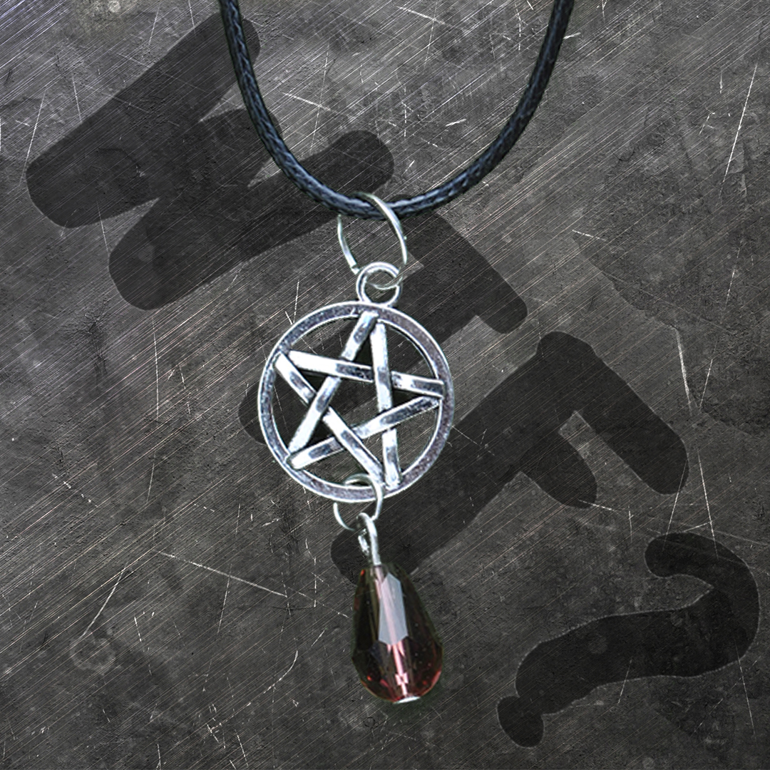 Pentagram uvegdiszes nyaklanc