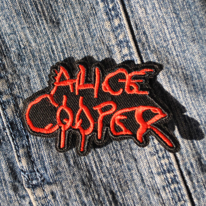 Alice Cooper felvasaló