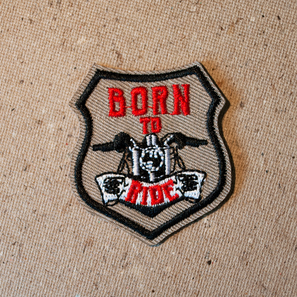Born to ride felvasalo