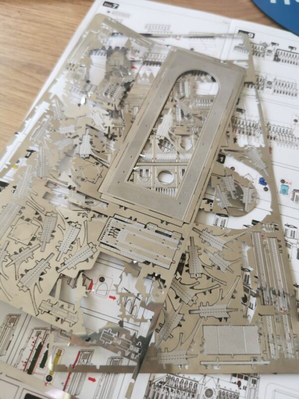 Notre Dame 3D puzzle és makett - Image 4