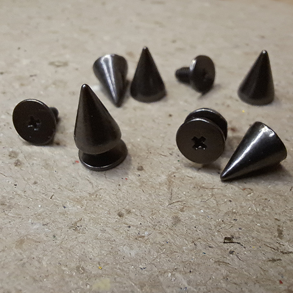 Szegecs - Bullet Tüske 10 mm