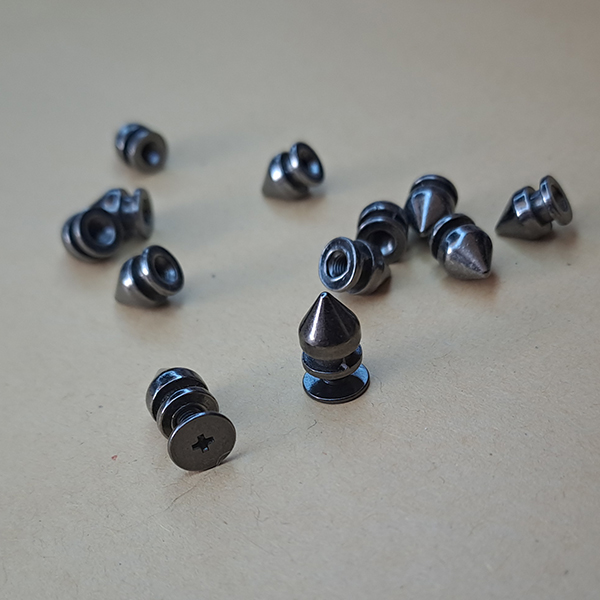Szegecs - Bullet Kúp Tüske 10 mm