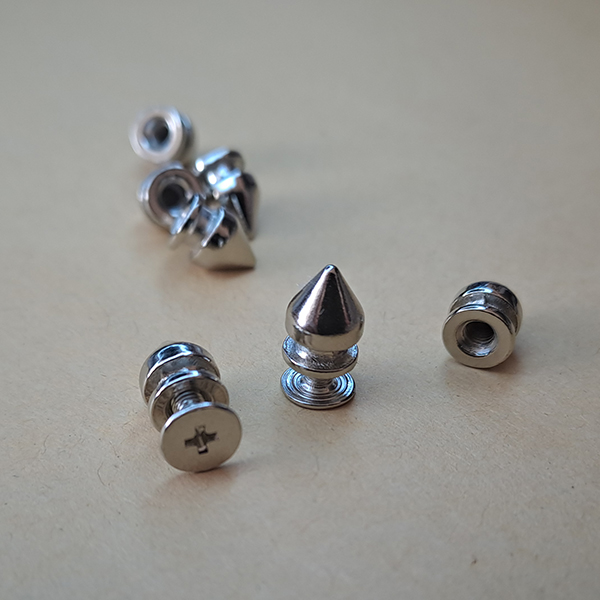 Szegecs - Kúp Tüske 10 mm