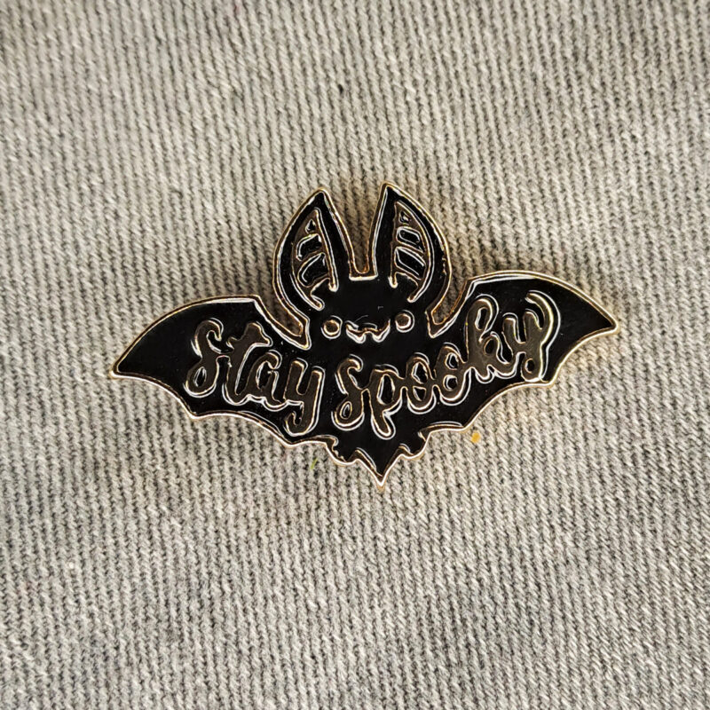 Spooky bat kitűző
