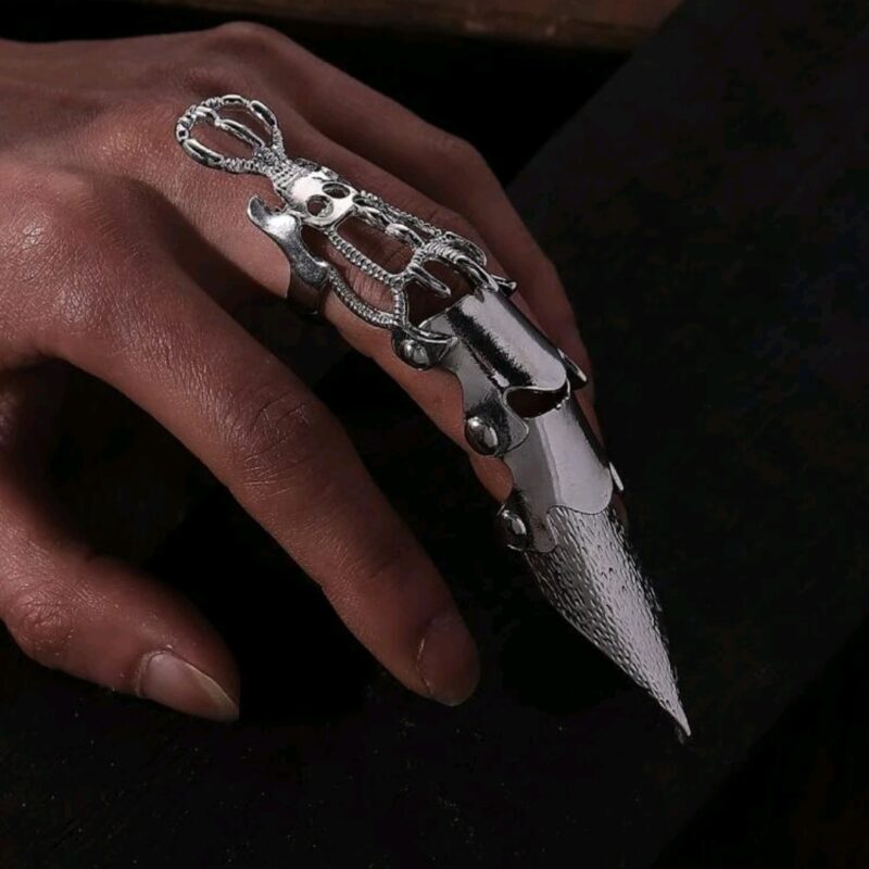 Karom gyűrű monster